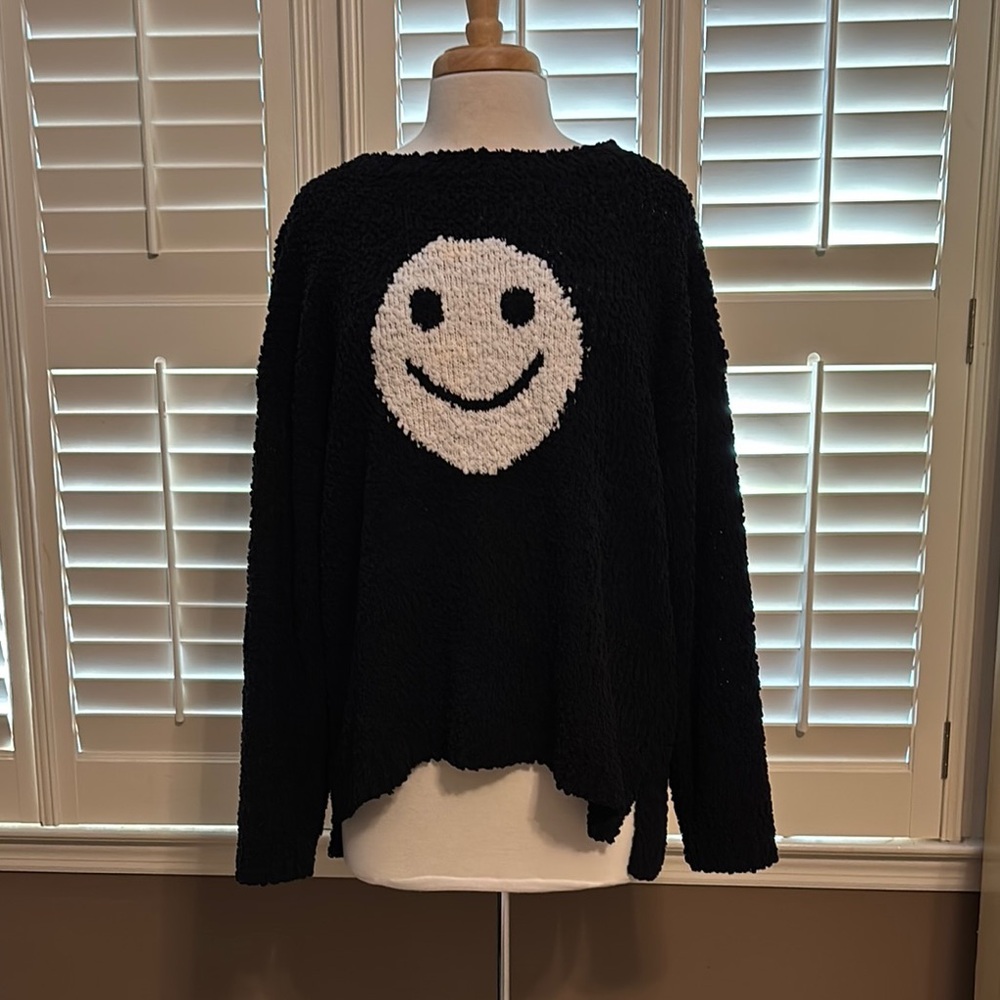 Bobeau Black and White Crew Neck Sweater with Smiley Face